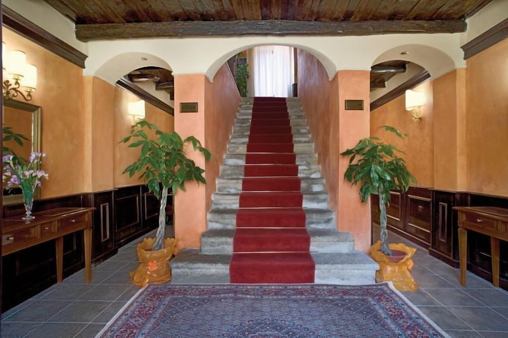 

Roma - Tropea - Palazzo Marzano