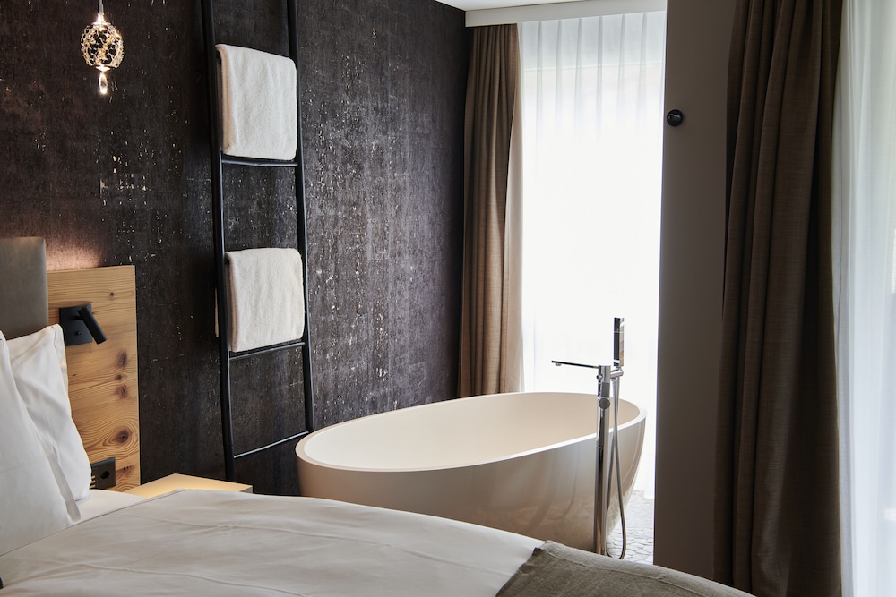 

Trieste - Zermatt - Matthiol Boutique Hotel