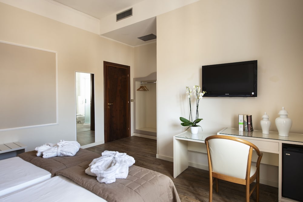 

Catania - Montecatini Terme - Hotel Ariston & Spa