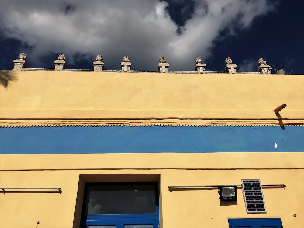 

Milano - Leni - Hotel L'Ariana ISOLE EOLIE - UNA Esperienze