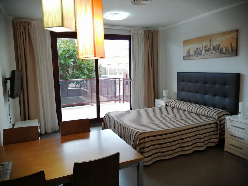 

Roma - Cullera - Aparthotel El Faro