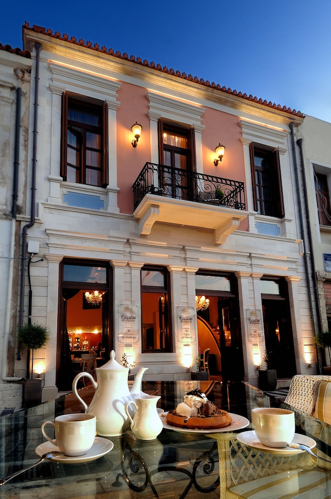 

Napoli - Adelianos Kampos - Civitas Suites Hotel