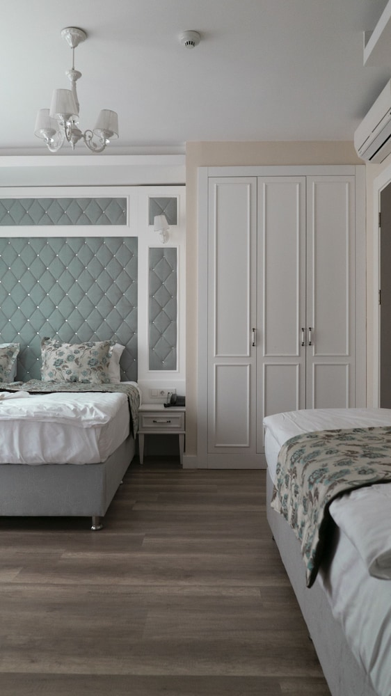 

Bologna - Antalya - Microyal Hotel