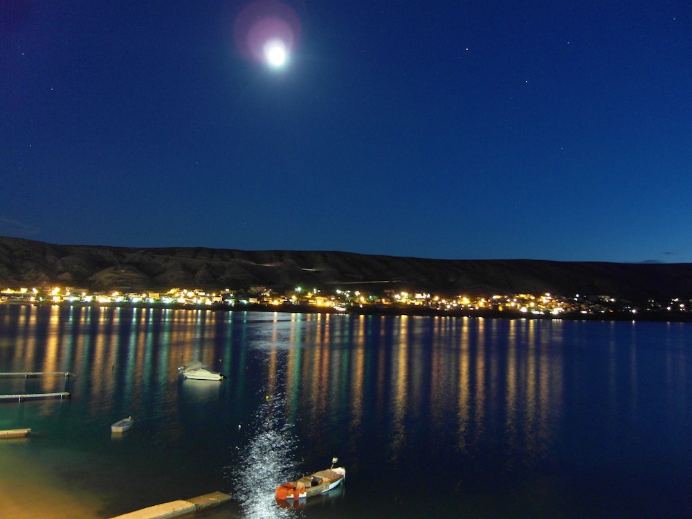 

Napoli - Pag - Hotel Belveder