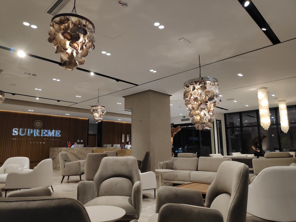

Milano - Kavajë - Supreme Hotel & Spa