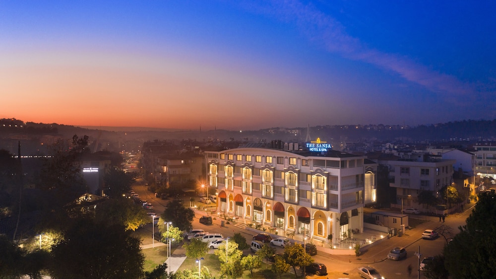 

Bologna - Side - The Sansa Hotel & Spa