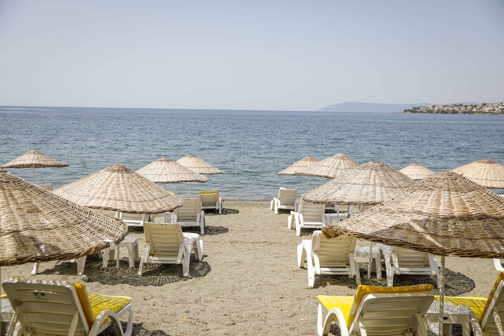 

Milano - Seferihisar - Teos Ormanci Tatil Koyu