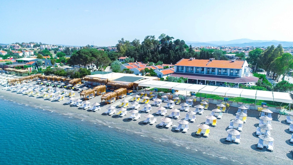 

Roma - Seferihisar - Teos Ormanci Tatil Koyu