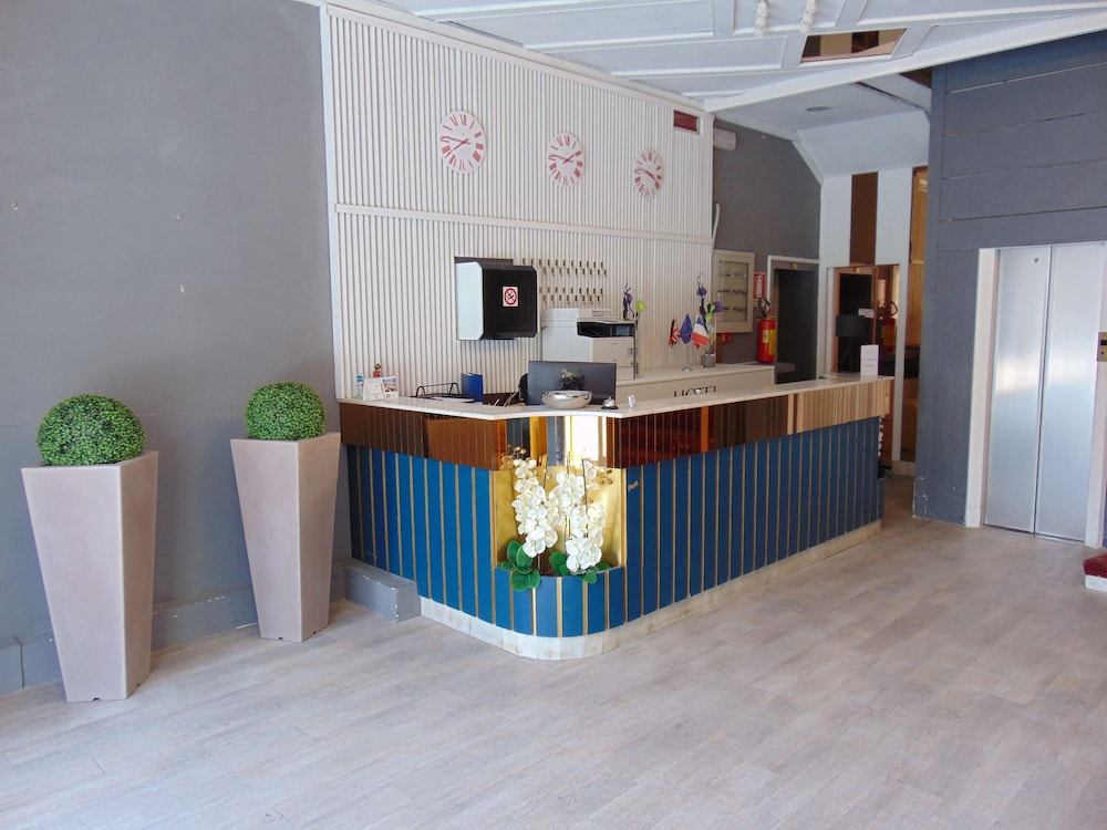 

Milano - Riviera Romagnola, Mare Italia - Hotel Stella D'Italia