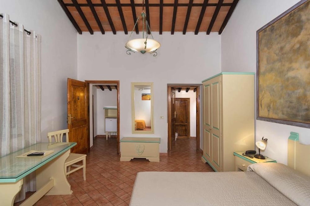 

Verona - Lucca - Hotel Villa Cheli