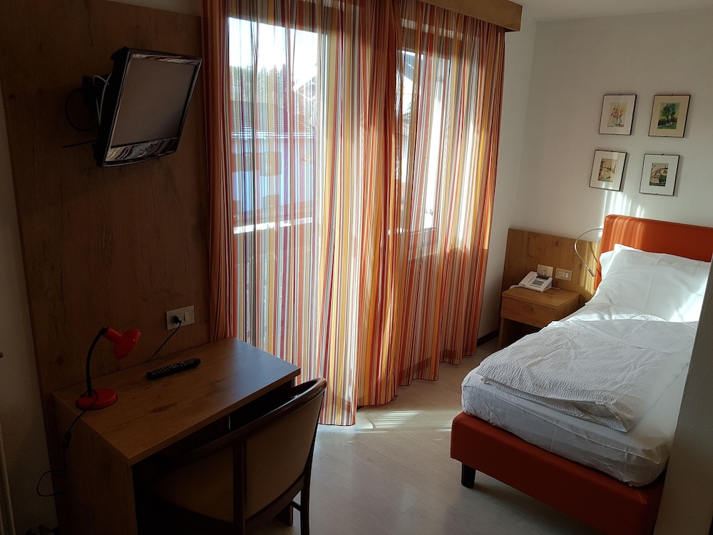 

Napoli - Pergine Valsugana - Hotel Olimpic
