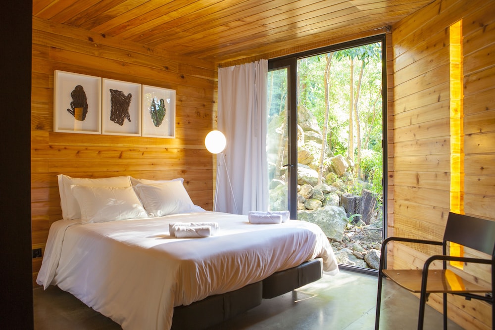 

Roma - Quatro Ribeiras - Caparica Azores Ecolodge