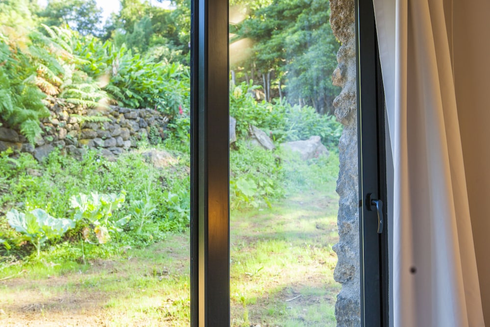 

Firenze - Quatro Ribeiras - Caparica Azores Ecolodge