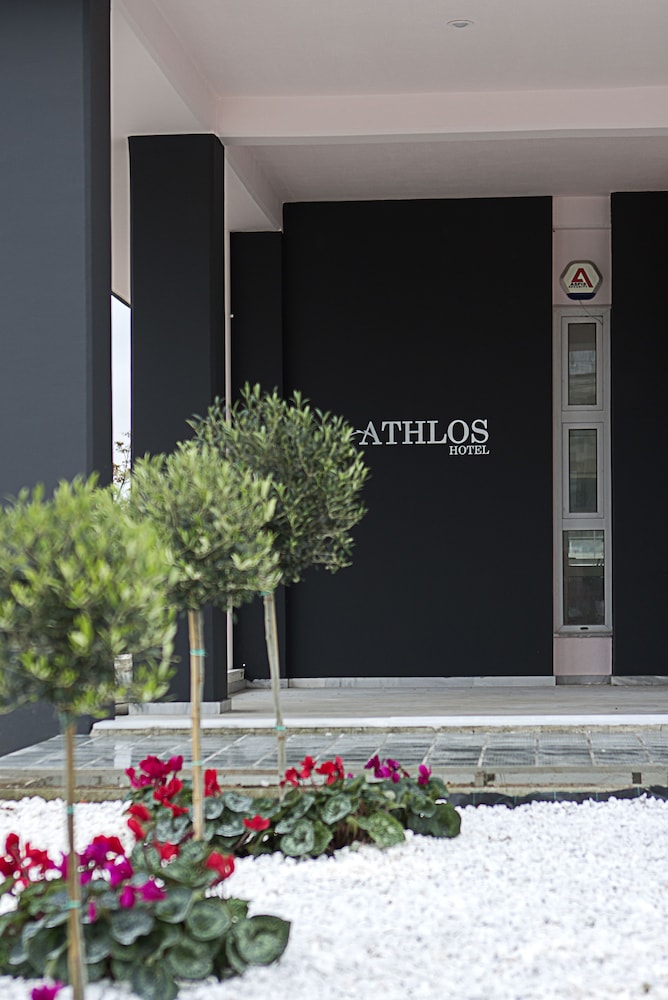 

Milano - Néoi Epivátai - Athlos Hotel