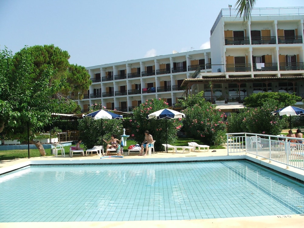 

Roma - Lassi - Irinna Hotel