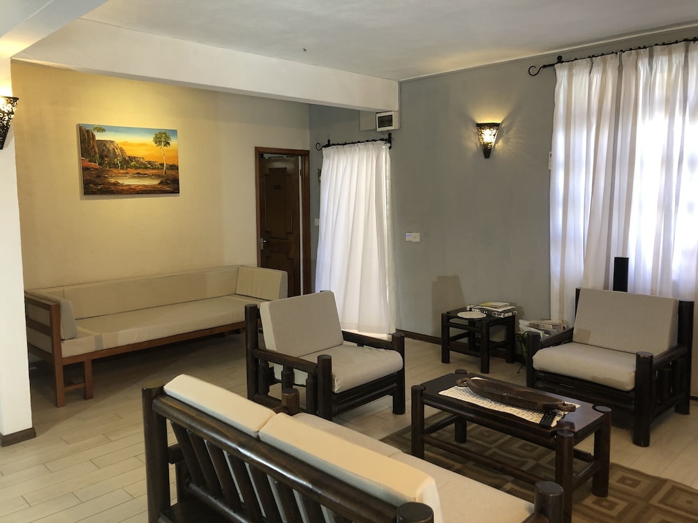 

Napoli - Black River - Villa with Heated Pool