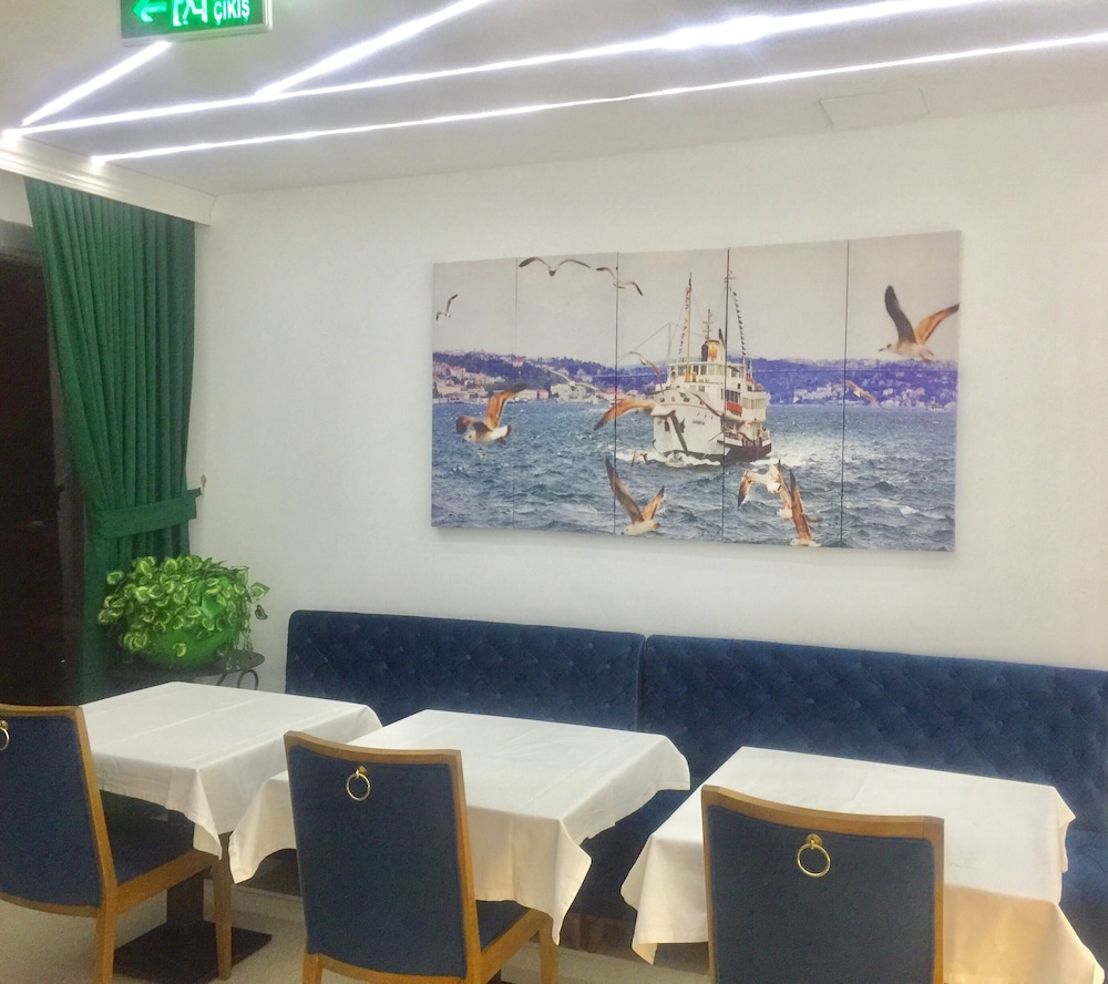 

Palermo - Istanbul, New Airport - Lily Airport Otel