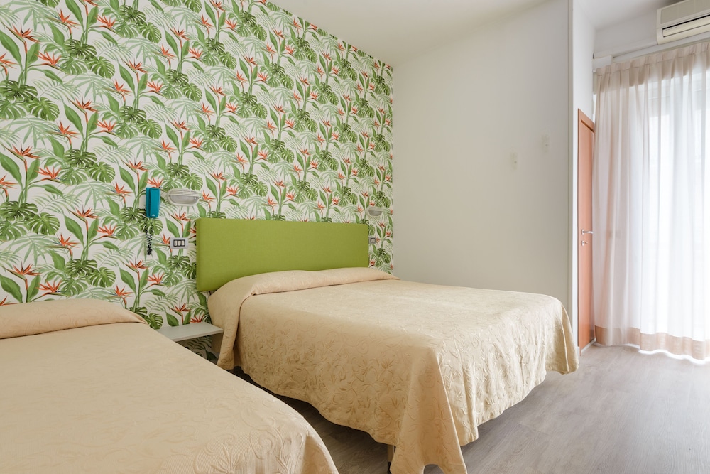 

Milano - Gabicce Mare - Hotel Clipper