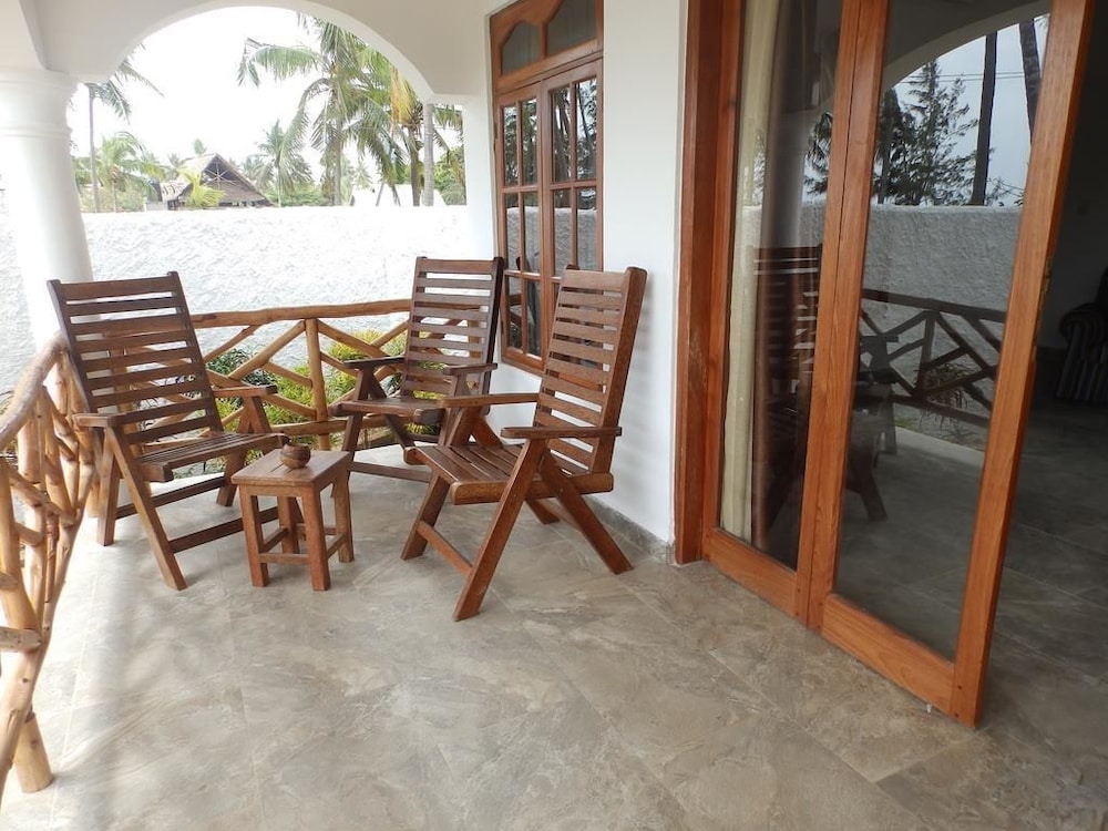 

Milano - Matemwe - Zanzibar Bahari Villas