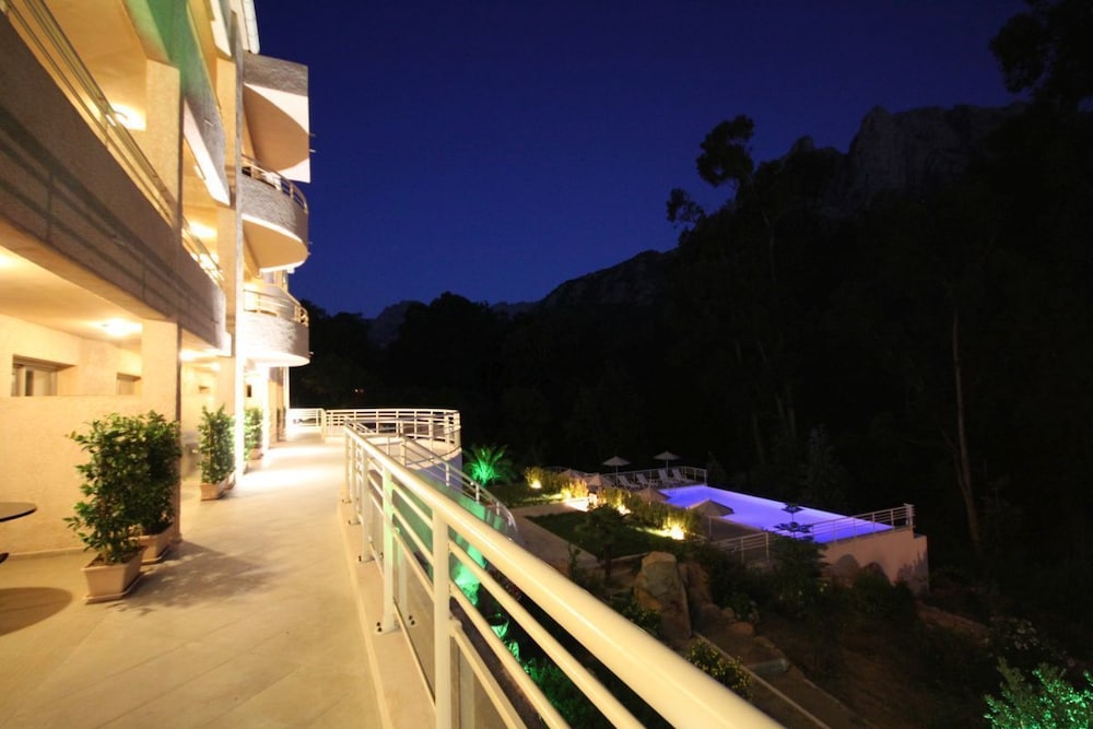 

Roma - Porto - Hotel Costa Rossa