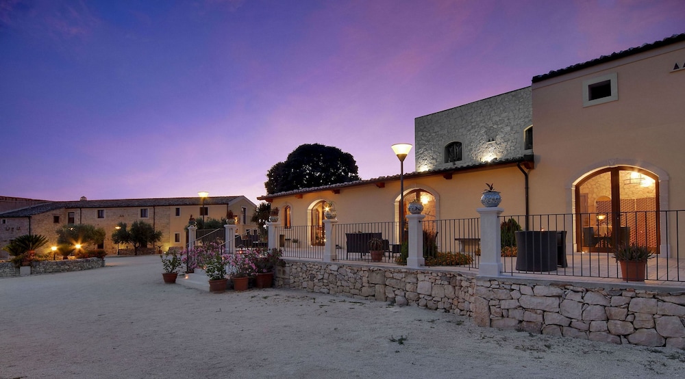 

Milano - Comiso - Artemisia Resort