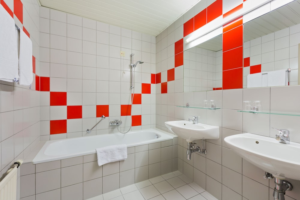 

Bari - Baden bei Wien - Motel Baden