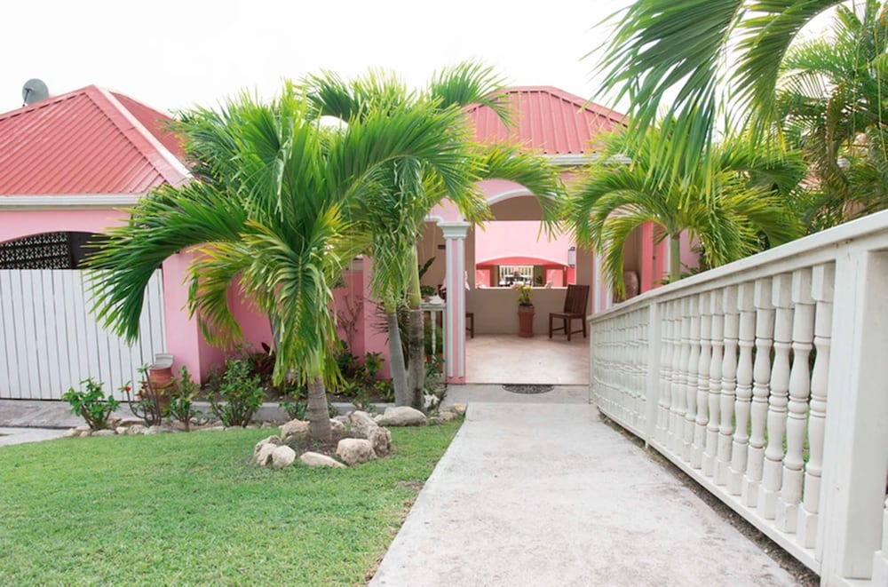 

Bologna - St. John's - The Villas at Sunset Lane