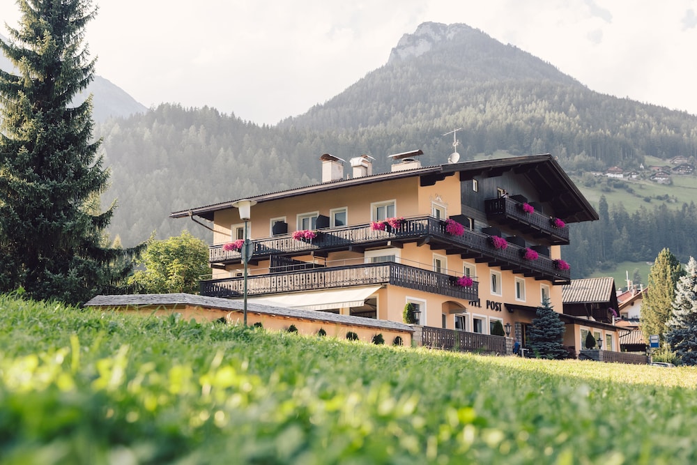 

Milano - Val Pusteria, Montagna Italia - Posthotel