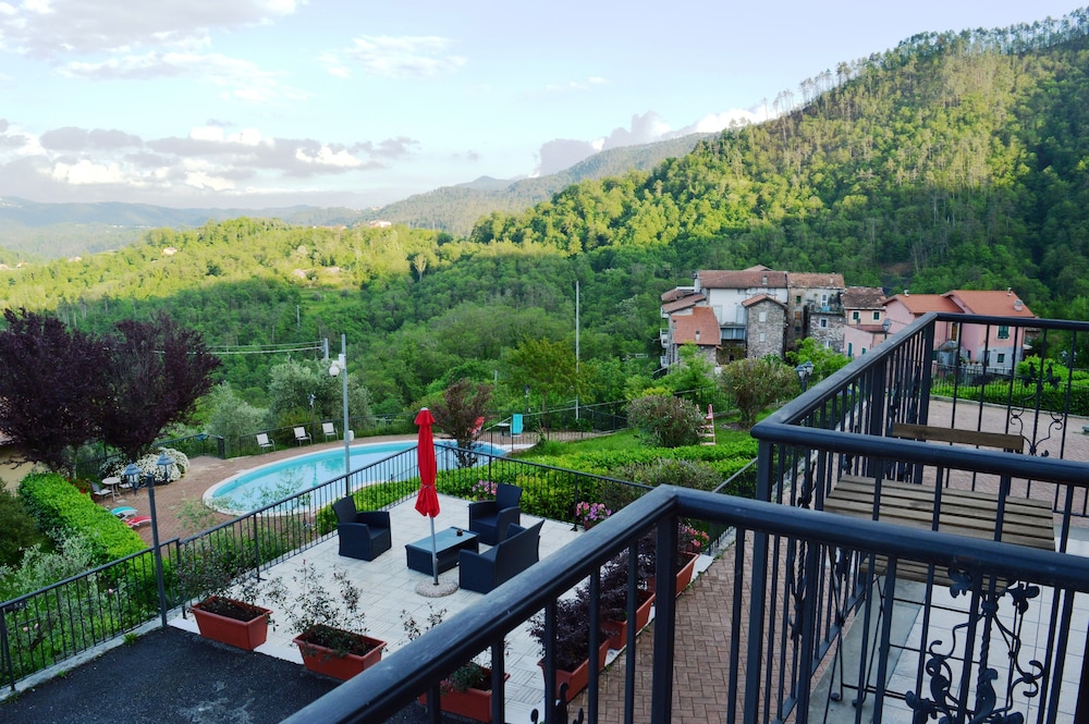 

Roma - Monterosso al Mare - Antiche Terre Hotel & Relax