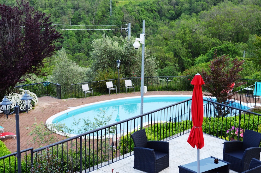 

Roma - Monterosso al Mare - Antiche Terre Hotel & Relax