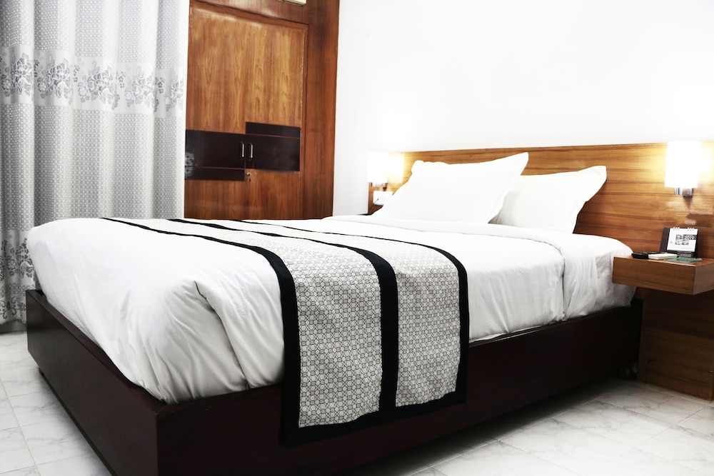 

Roma - Dhaka - Sel Nibash Hotel & Serviced Apartments
