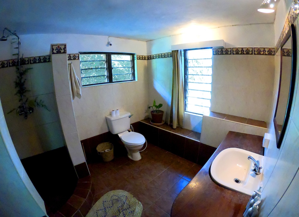 

Roma - Kilifi - Salty's Kitesurf Village