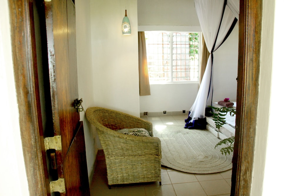 

Napoli - Kilifi - Salty's Kitesurf Village