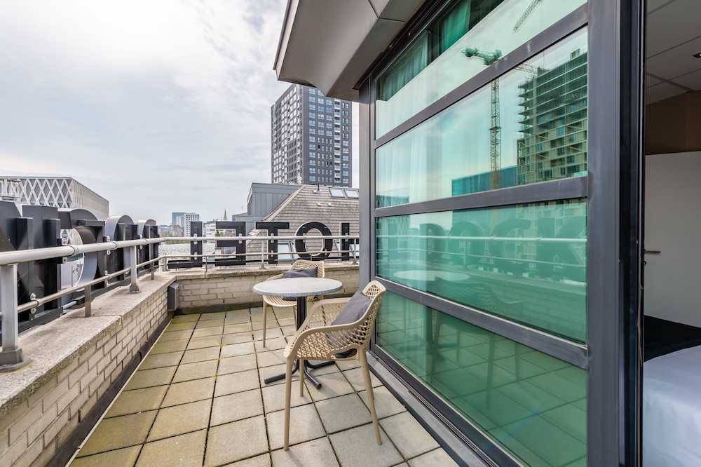 

Roma - Anversa - Hotel Docklands