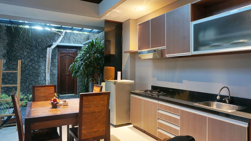 

Palermo - Ketewel - Bumi Linggah Villas Bali