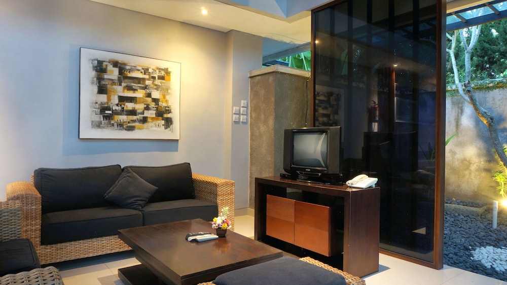 

Milano - Sukawati - Bumi Linggah Villas Bali