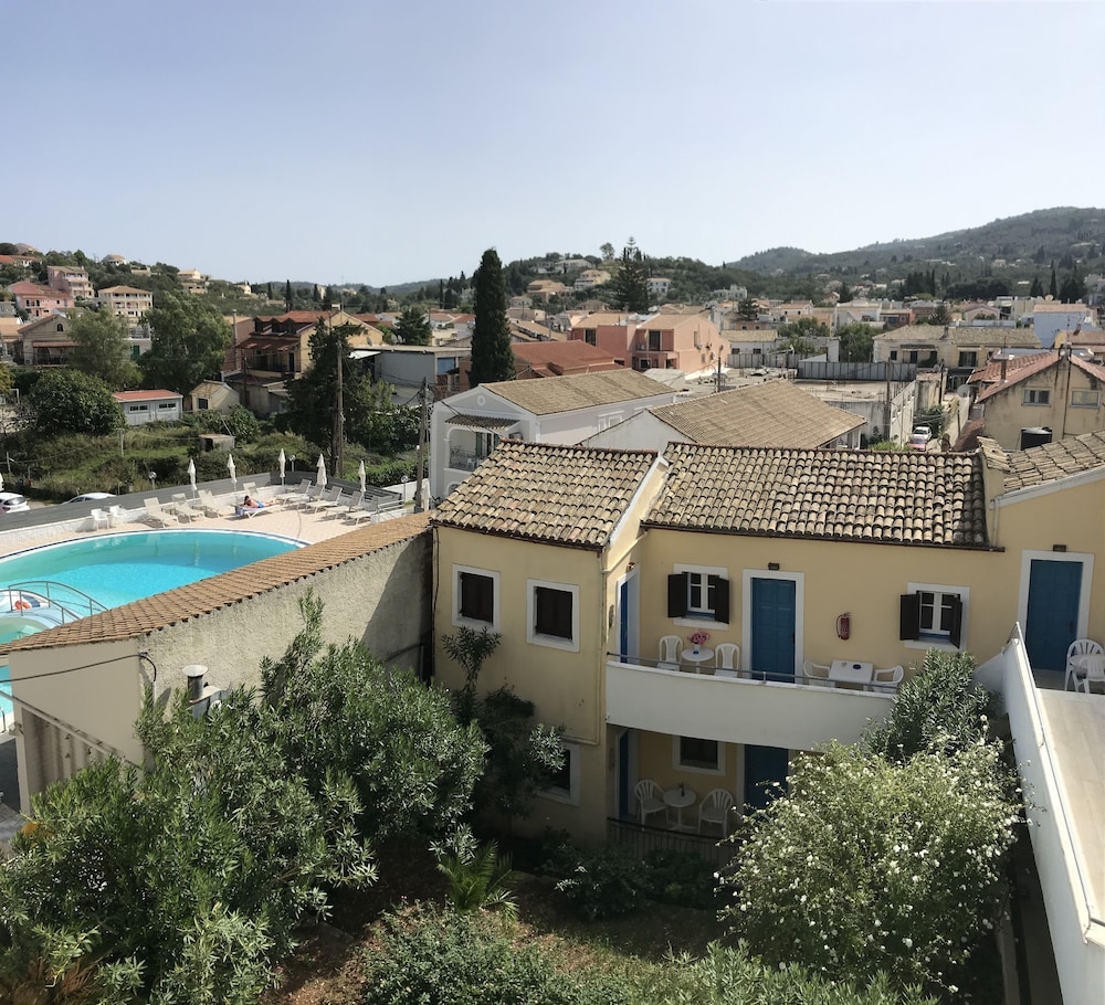 

Napoli - Kassiopi - Sunflower Apartments & Studios