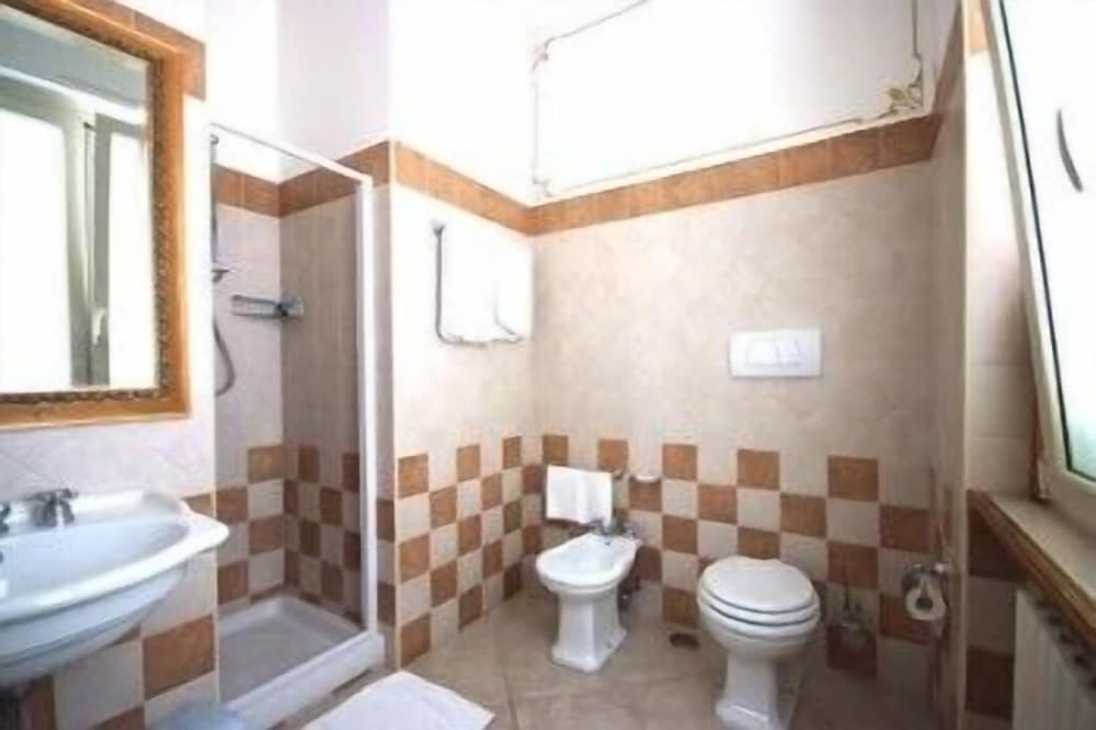 

Bologna - Montagano - Hotel Rinascimento