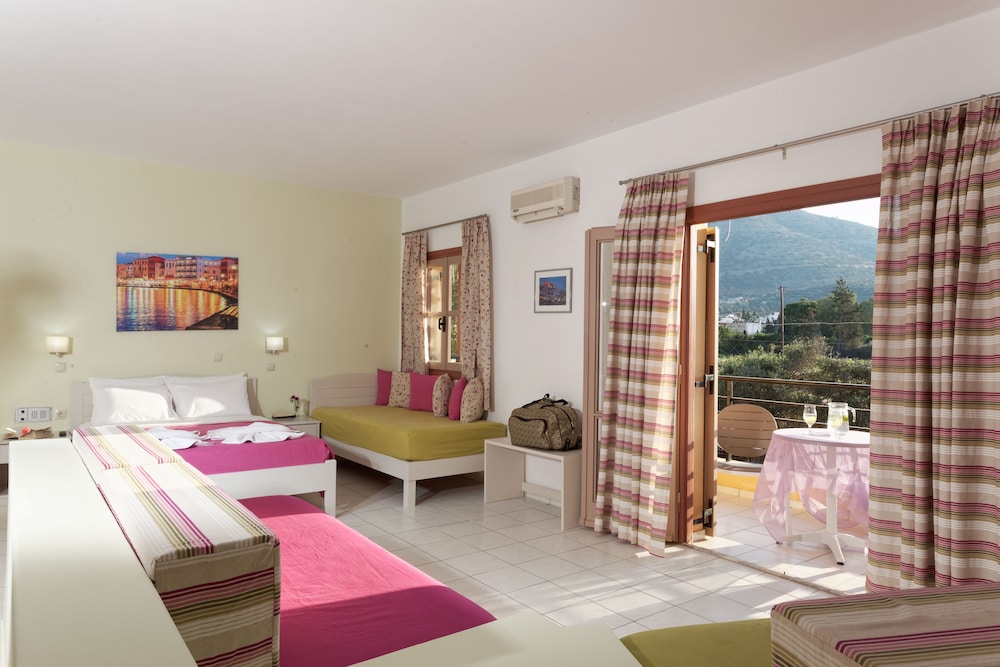 

Pisa - Malia - Latania Apartments