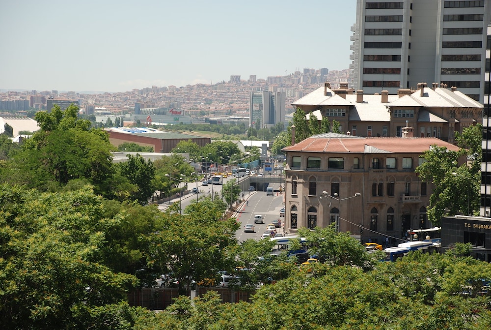 

Milano - Ankara - Hotel Mithat