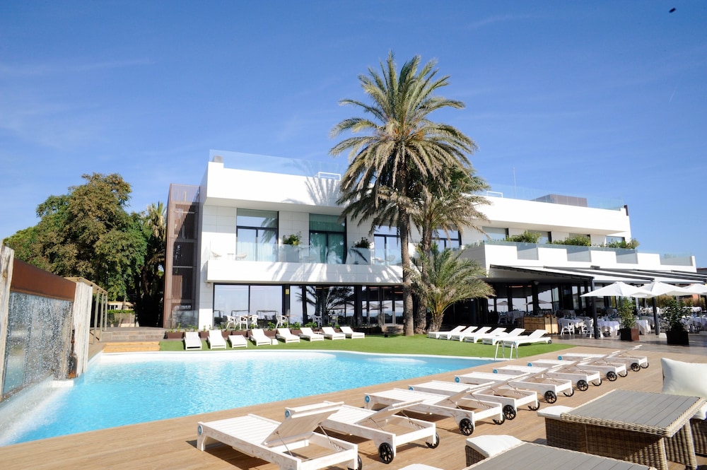 

Milano - Costa Barcelona, Spagna - Playa Grande by Tropical