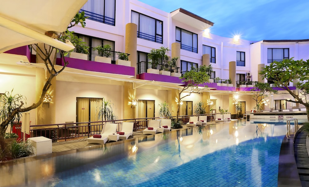

Milano - Bali, Indonesia - Kuta Central Park Hotel