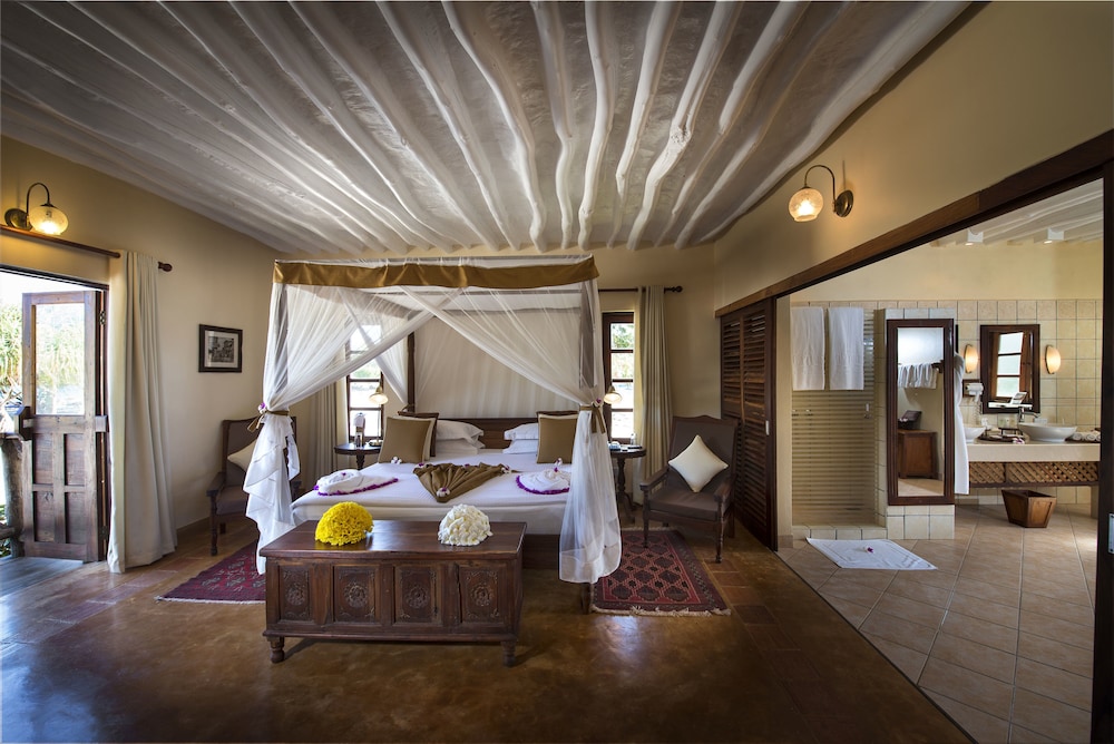 

Genova - Pwani Mchangani - Neptune Pwani Beach Resort & Spa Zanzibar