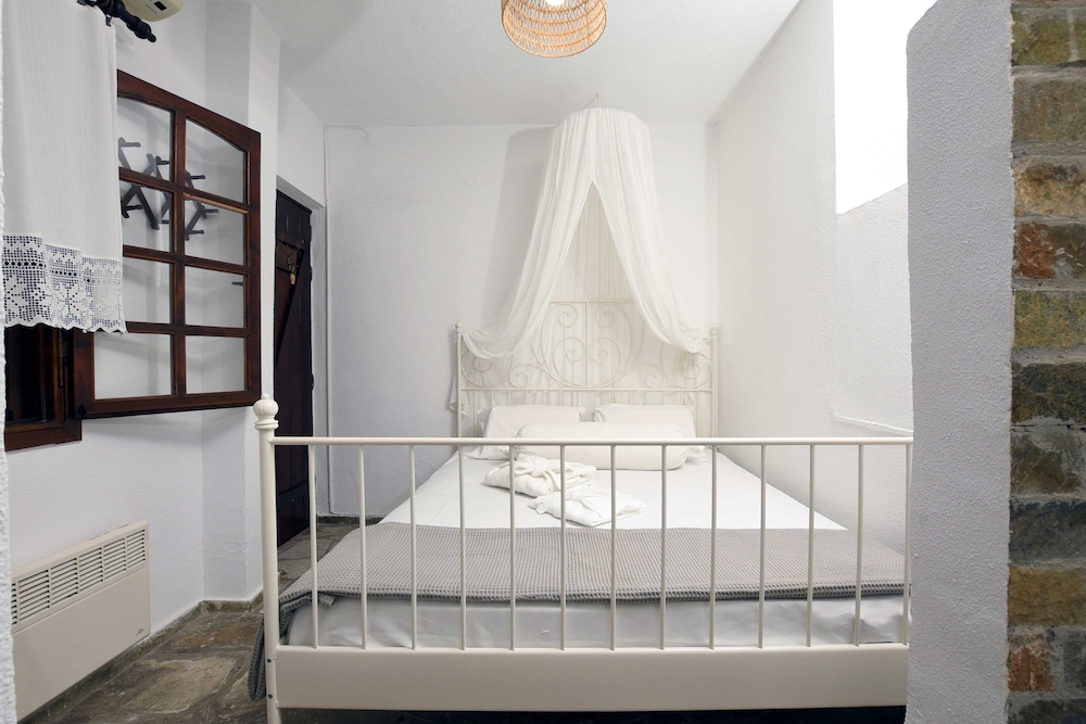 

Roma - Kassandra-Hanioti - Luxury Villas in Ktima Gerostathi