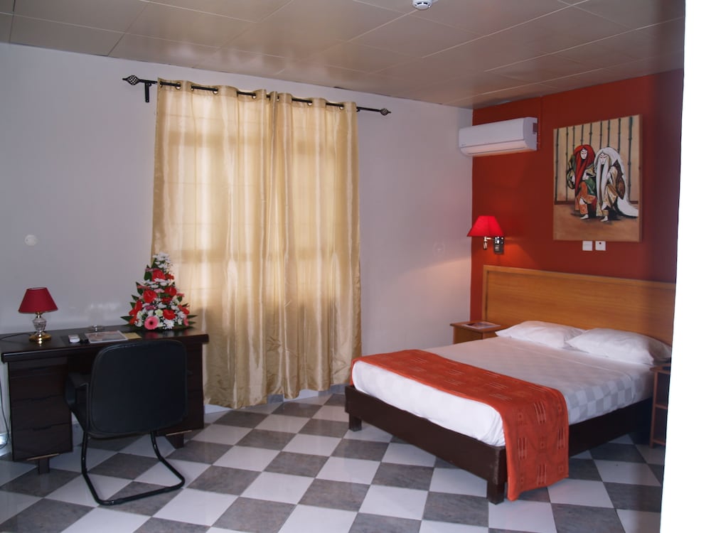 

Bologna - Port Louis - Champ de Mars B&B