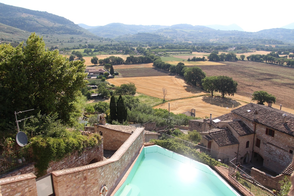 

Roma - Foligno - La Bastiglia