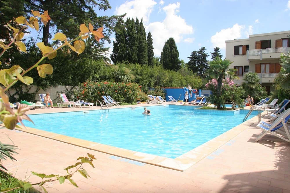 

Torino - Alghero - Residence Eucalipti