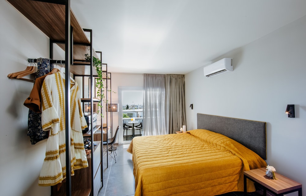 

Milano - Cipro - Cosmo Napa Boutique Hotel