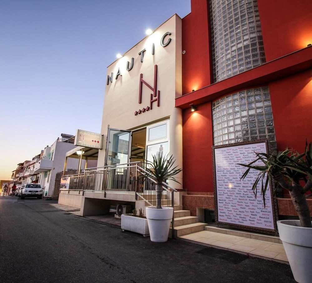 

Firenze - Lampedusa - Hotel Nautic