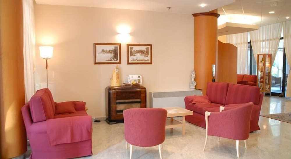 

Catania - Maranello - Hotel La Fenice